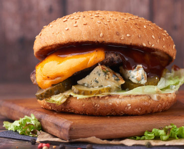 Бургер 4 сыра 